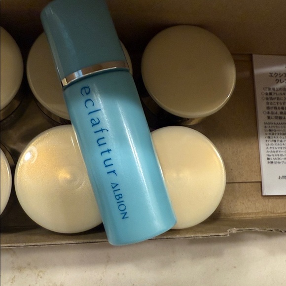 Albion Skincare Sampler Set - Albion Travel size - Picture 3 of 6